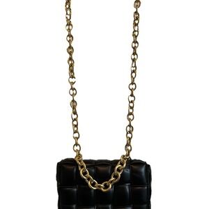 Black Crossbody Purse Thick Gold Tone Chain Woven Puffer 9.25x6"